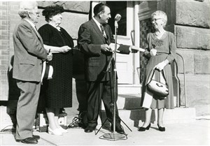 Image description is not available for PHO-4-W689-413b